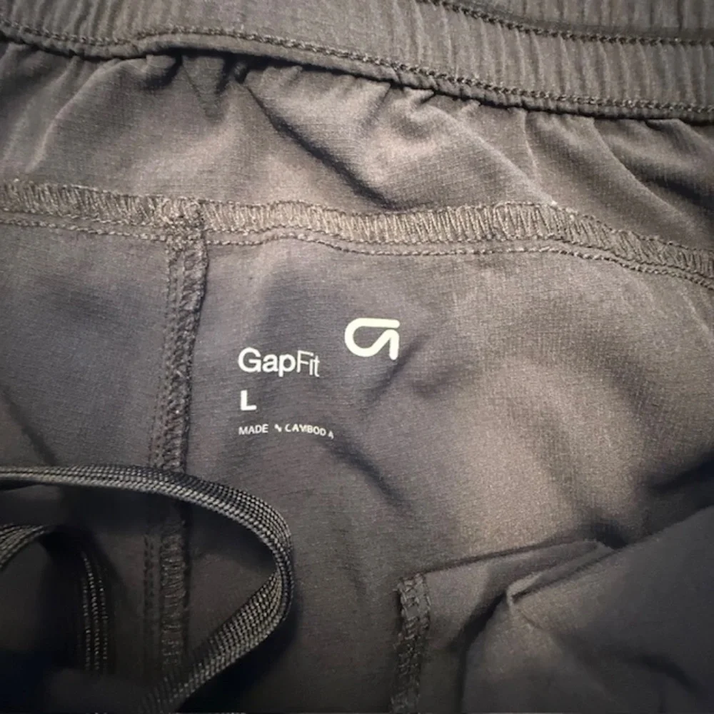 Men's Stretch Gap Black Moisture Wicking 7